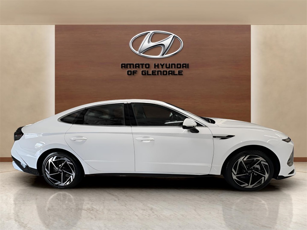 2025 Hyundai Sonata SEL Convenience photo 6