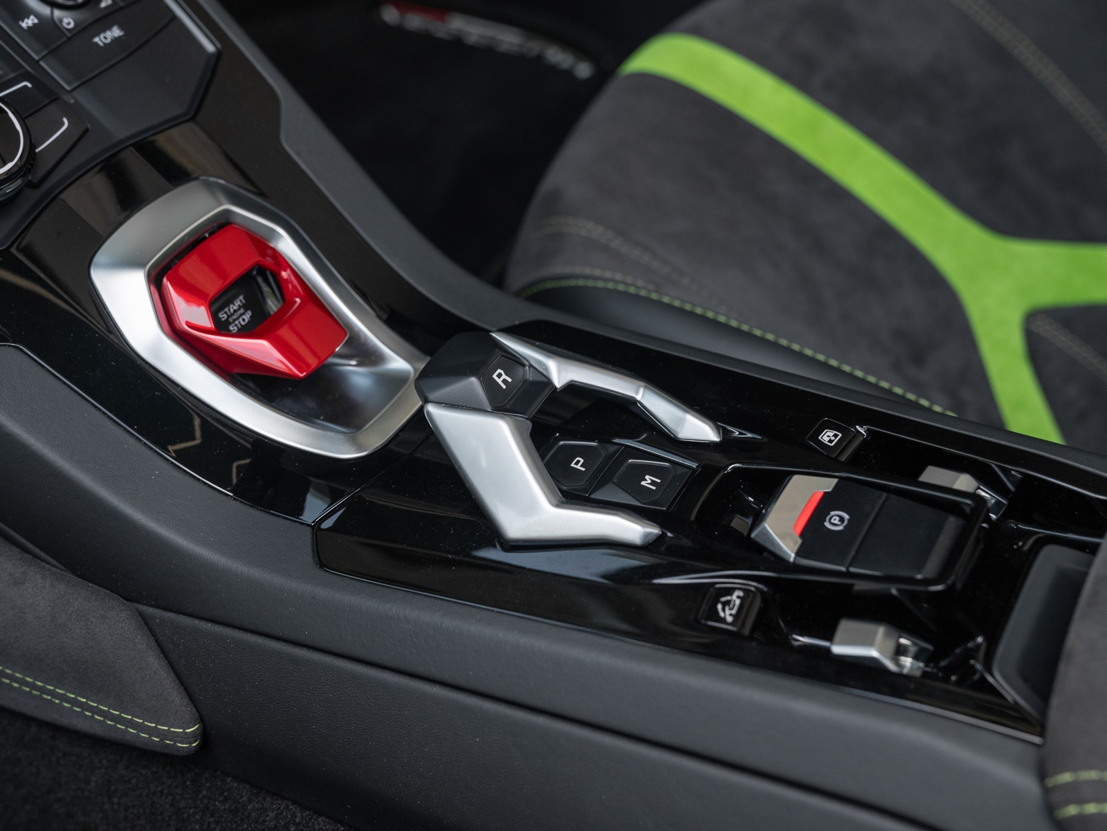 2016 Lamborghini Huracan LP 610-4 Spyder photo 29