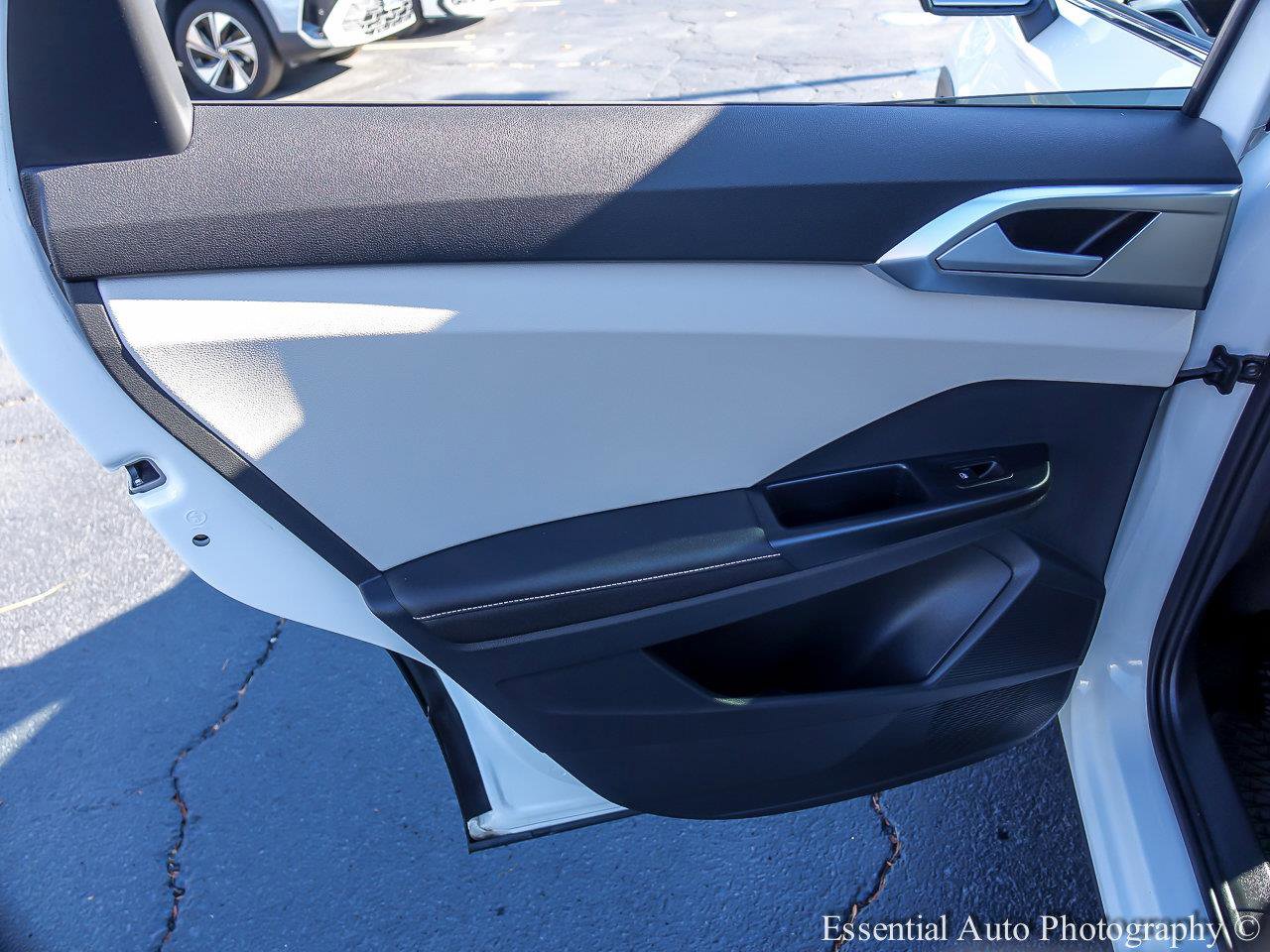 2025 VOLKSWAGEN TAOS - Image 19