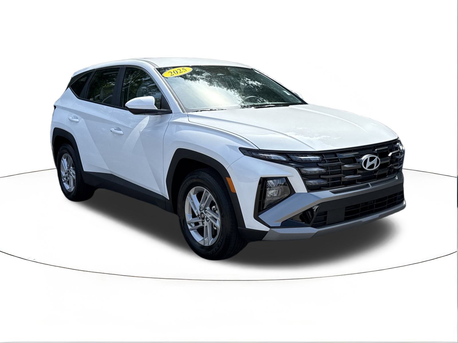 2025 Hyundai Tucson SE's photo