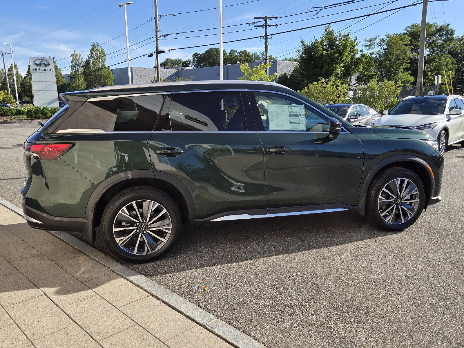 2026 Infiniti QX60 Luxe AWD photo 11