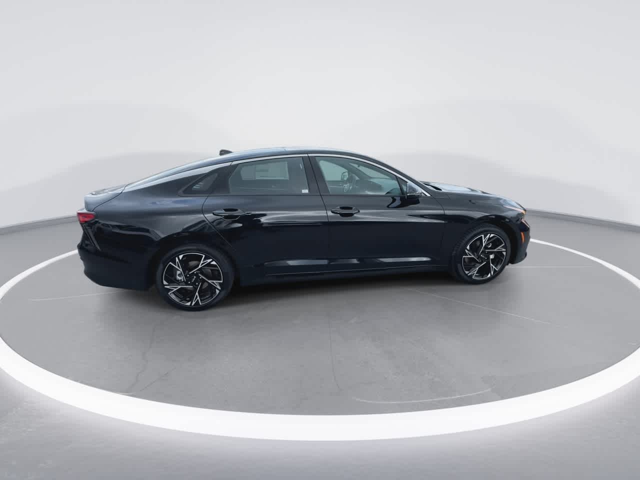 2025 Kia K5 GT-Line photo 9