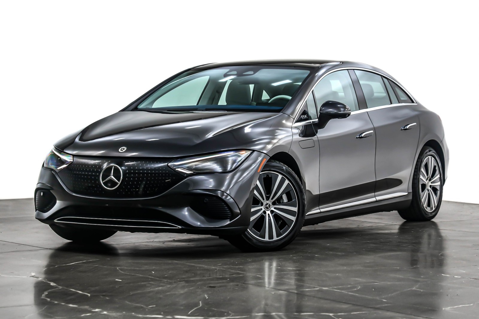 2023 Mercedes-Benz EQE Base's photo