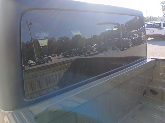 2025 Jeep Gladiator Sport S photo 2