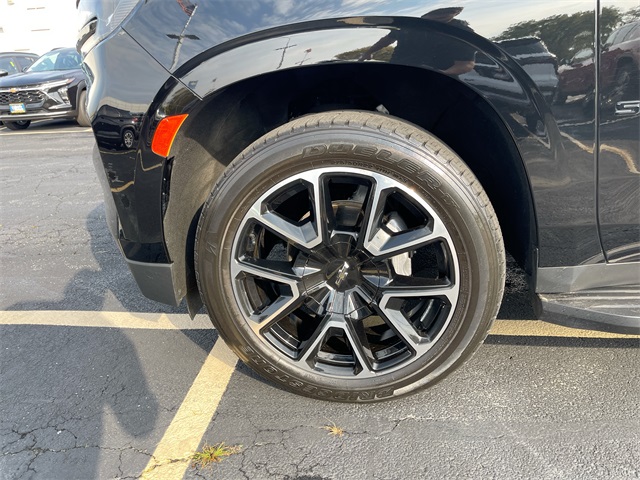 2022 CHEVROLET SUBURBAN - Image 32