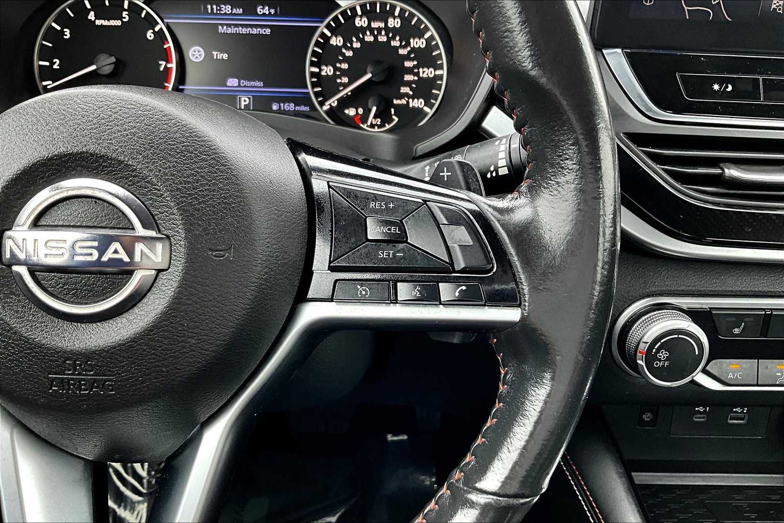 2023 Nissan Altima 2.5 SR photo 23