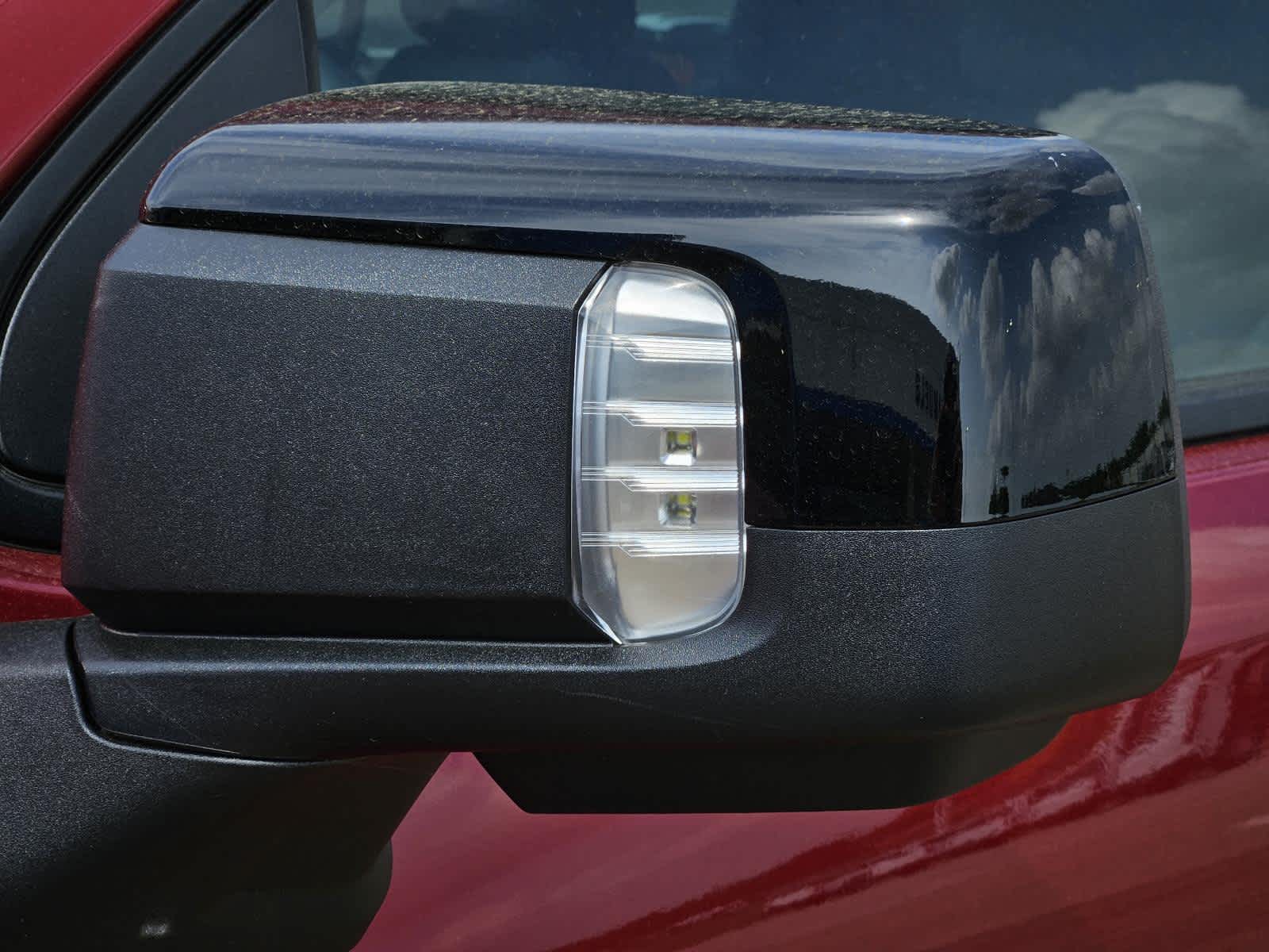 2025 Chevrolet Silverado 1500 RST photo 6