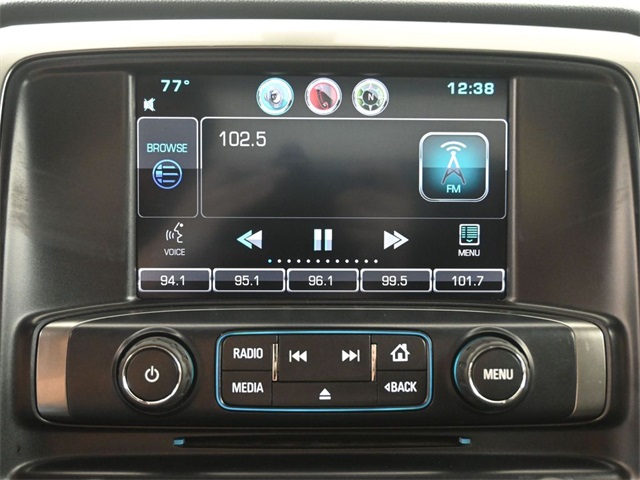 2015 Chevrolet Silverado 1500 LT photo 3