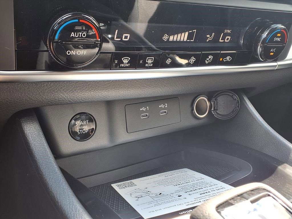 2026 Nissan Rogue SV photo 20
