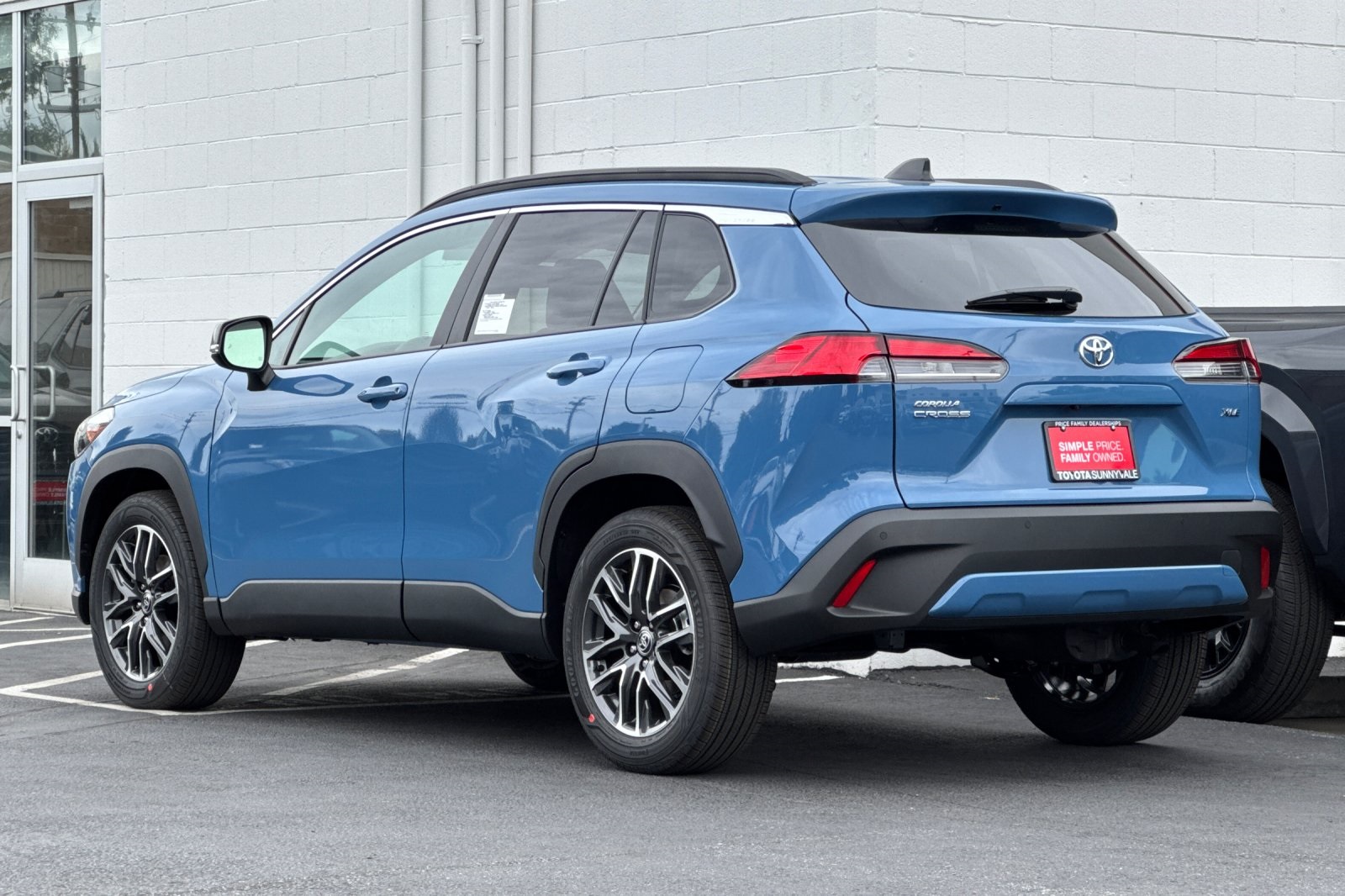 2026 Toyota Corolla Cross XLE photo 6
