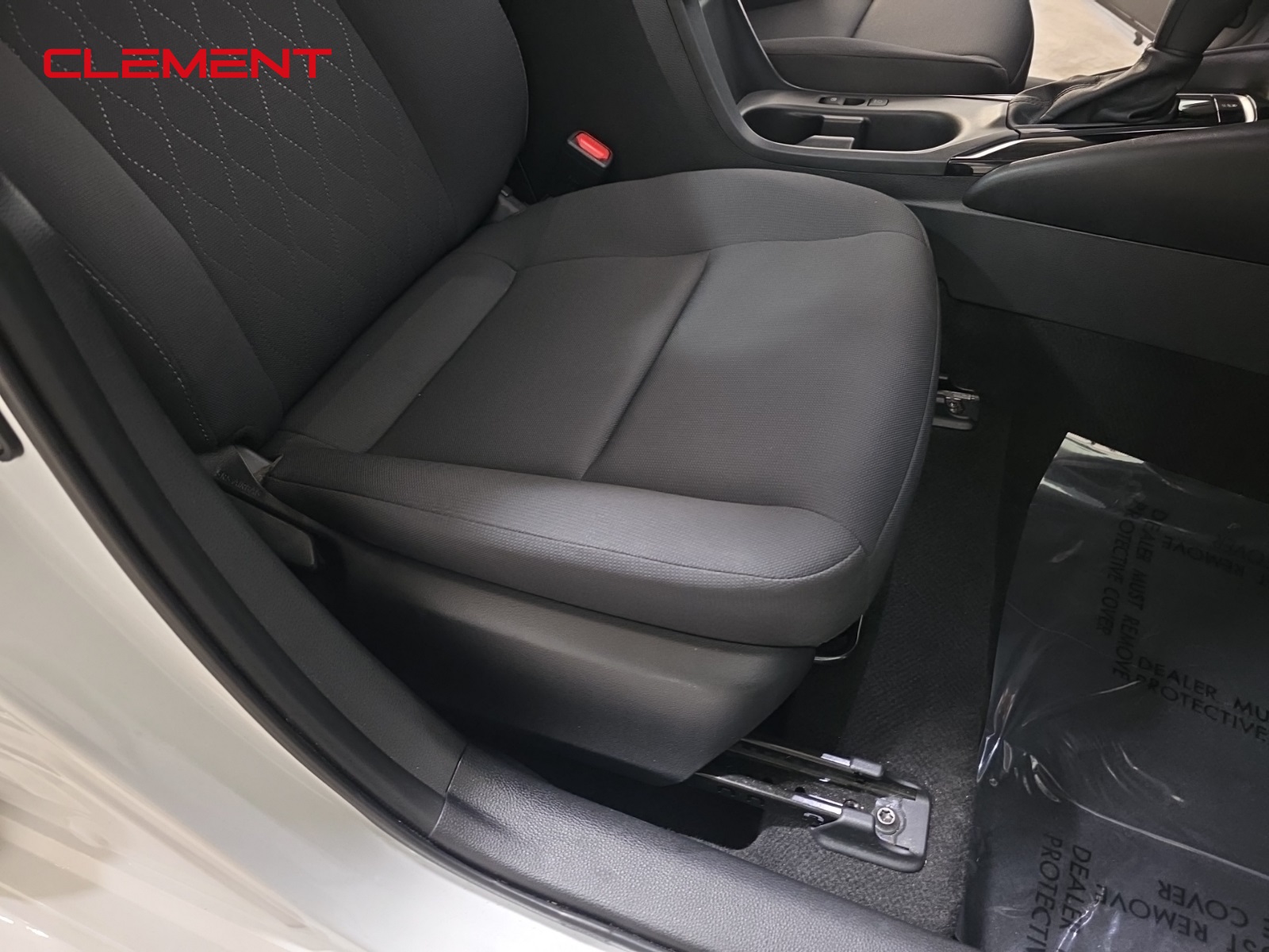 2024 Toyota Corolla LE photo 26