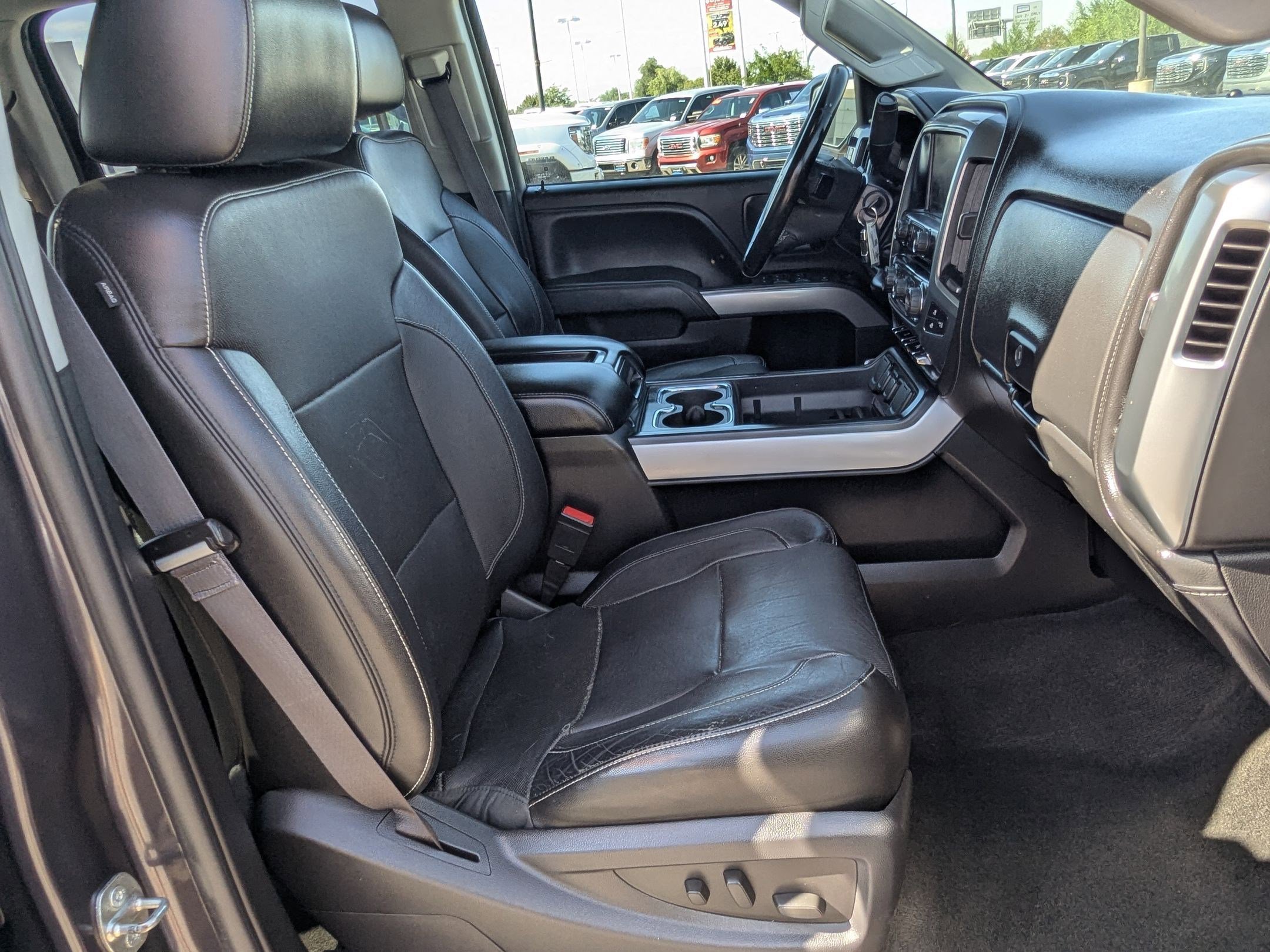 2015 Chevrolet Silverado 2500HD LTZ photo 22