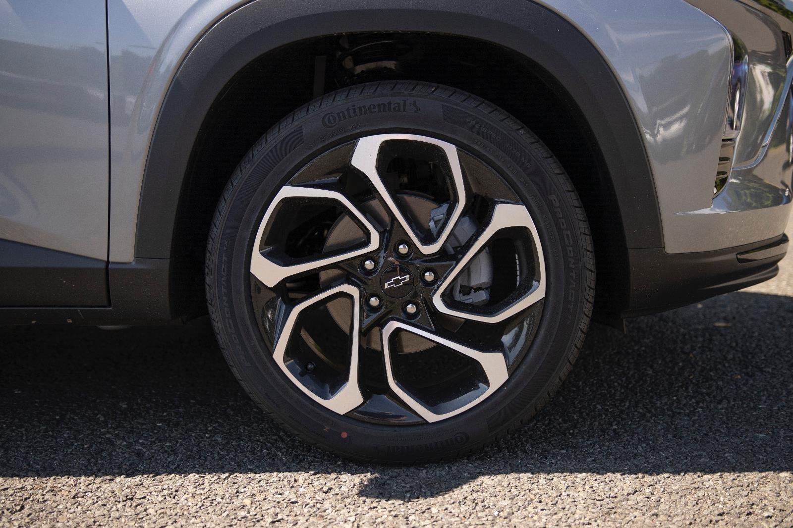2025 Chevrolet Trax photo 10