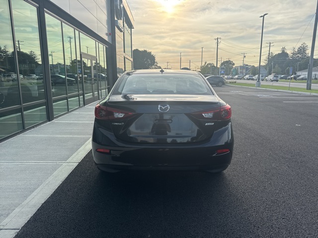 2015 Mazda Mazda3 Touring photo 2