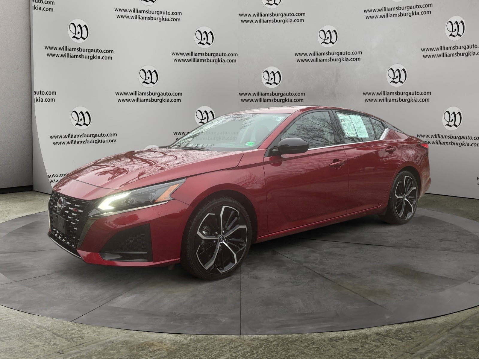 2024 Nissan Altima SR