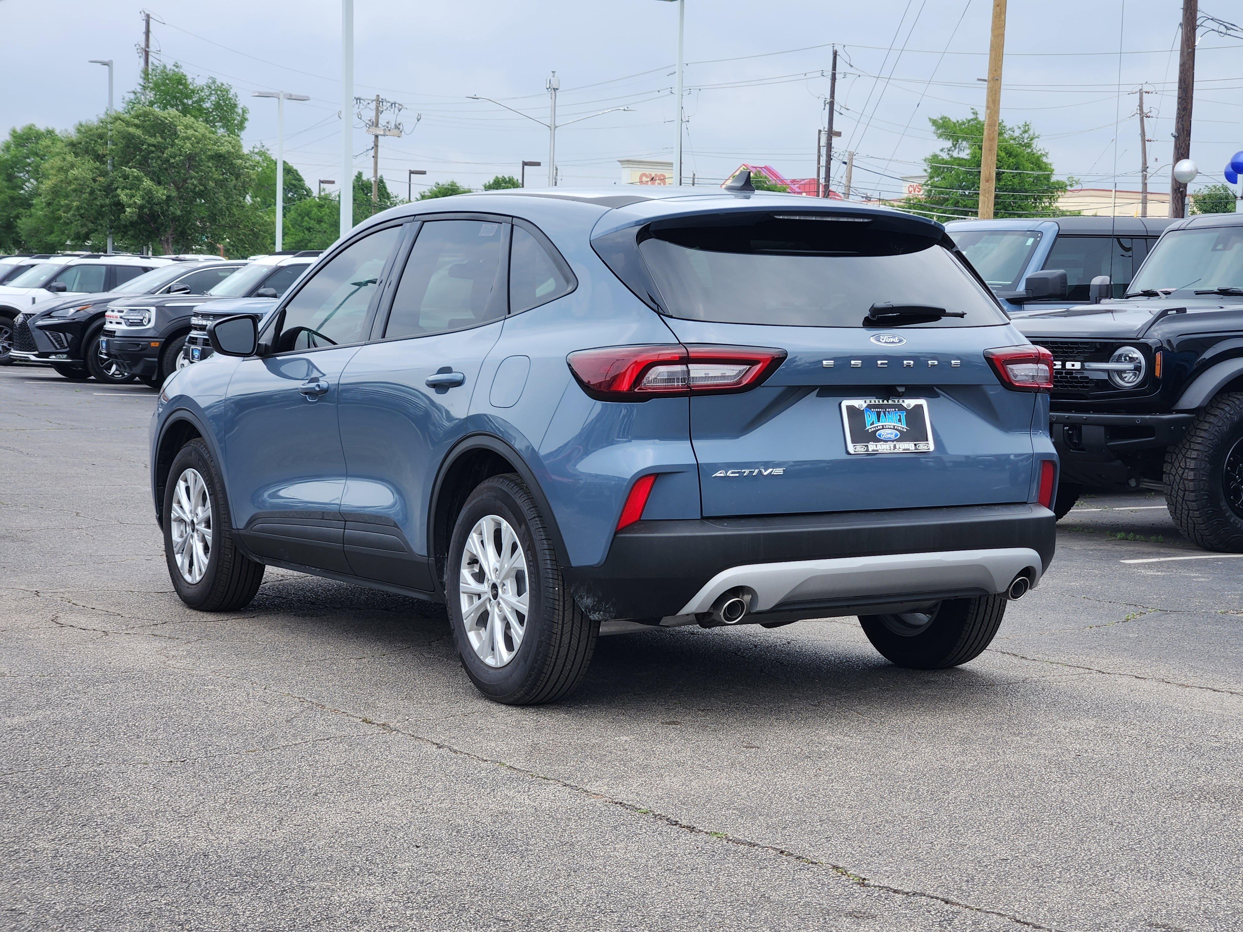New 2025 Vapor Blue Metallic Ford Active image 3