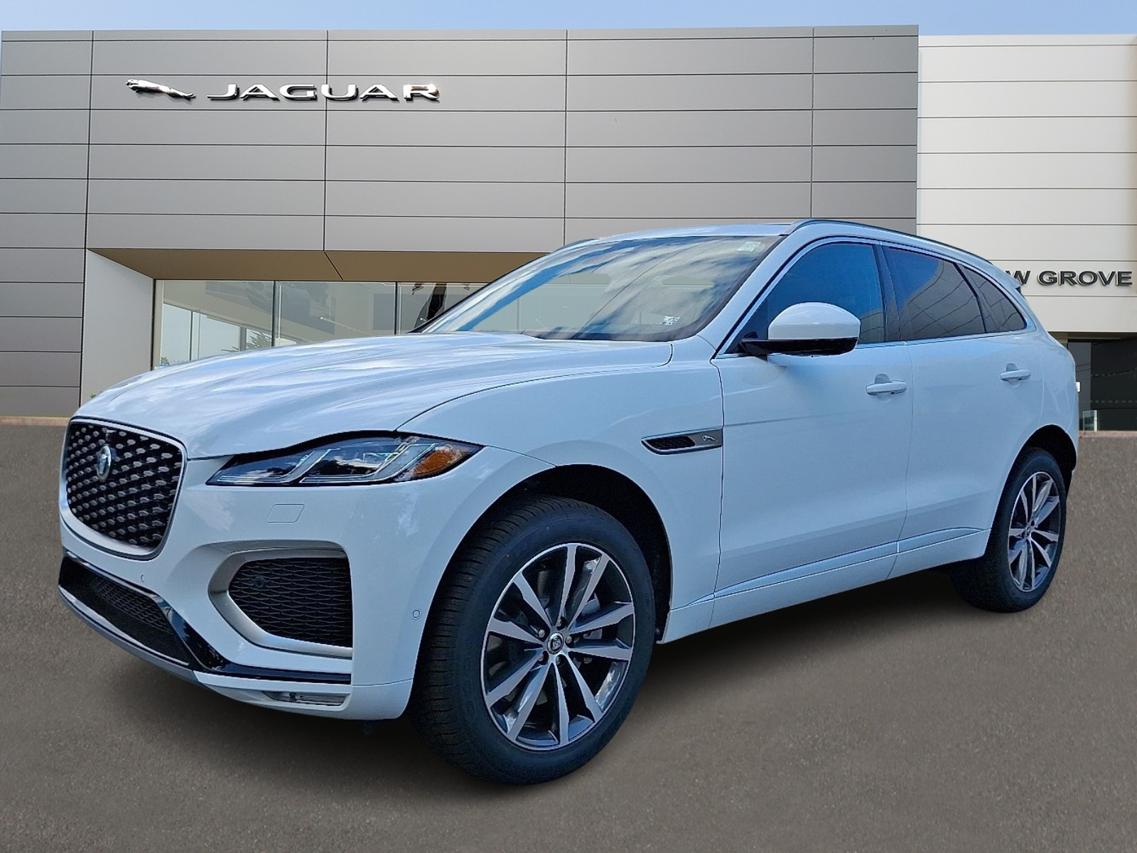 2026 Jaguar F-Pace R-Dynamic S's photo