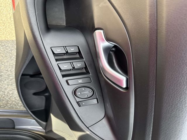 2019 Hyundai Elantra GT Base photo 16
