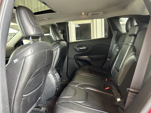 2019 Jeep Cherokee Latitude photo 17