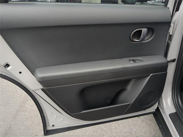 2025 Hyundai Ioniq 5 SE photo 21