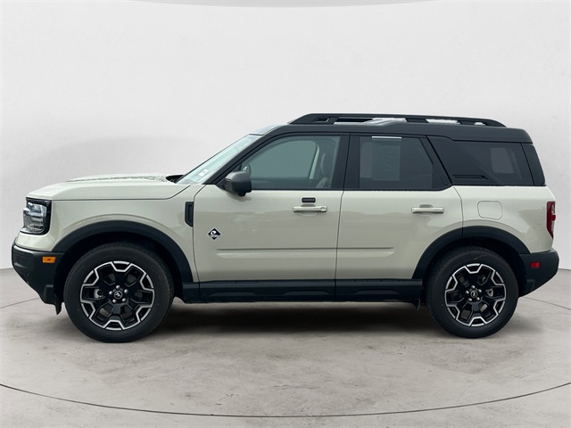 2025 Ford Bronco Sport Outer Banks photo 2