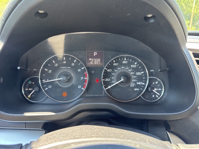 2011 Subaru Outback 2.5i Premium photo 20