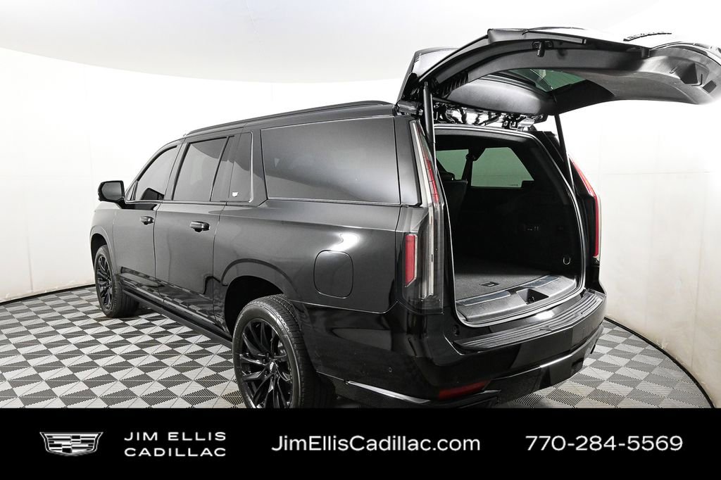 2024 Cadillac Escalade ESV Sport Platinum photo 27