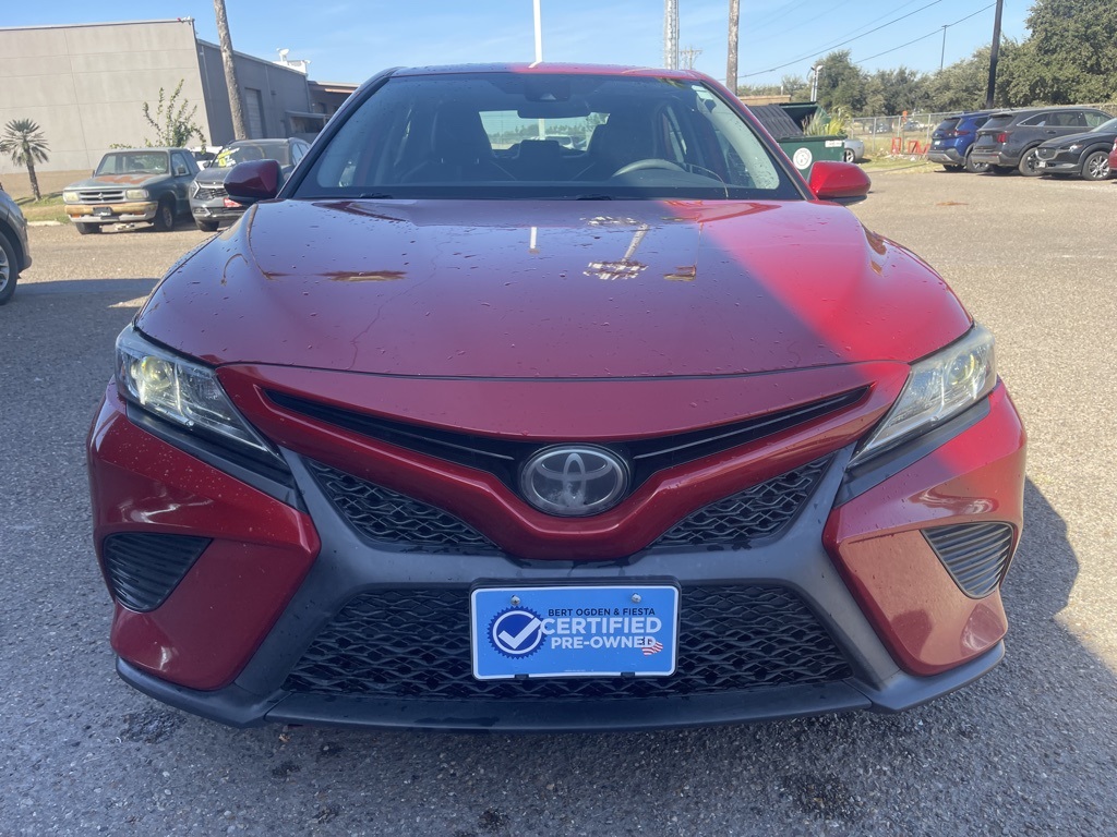 2020 Toyota Camry SE photo 2