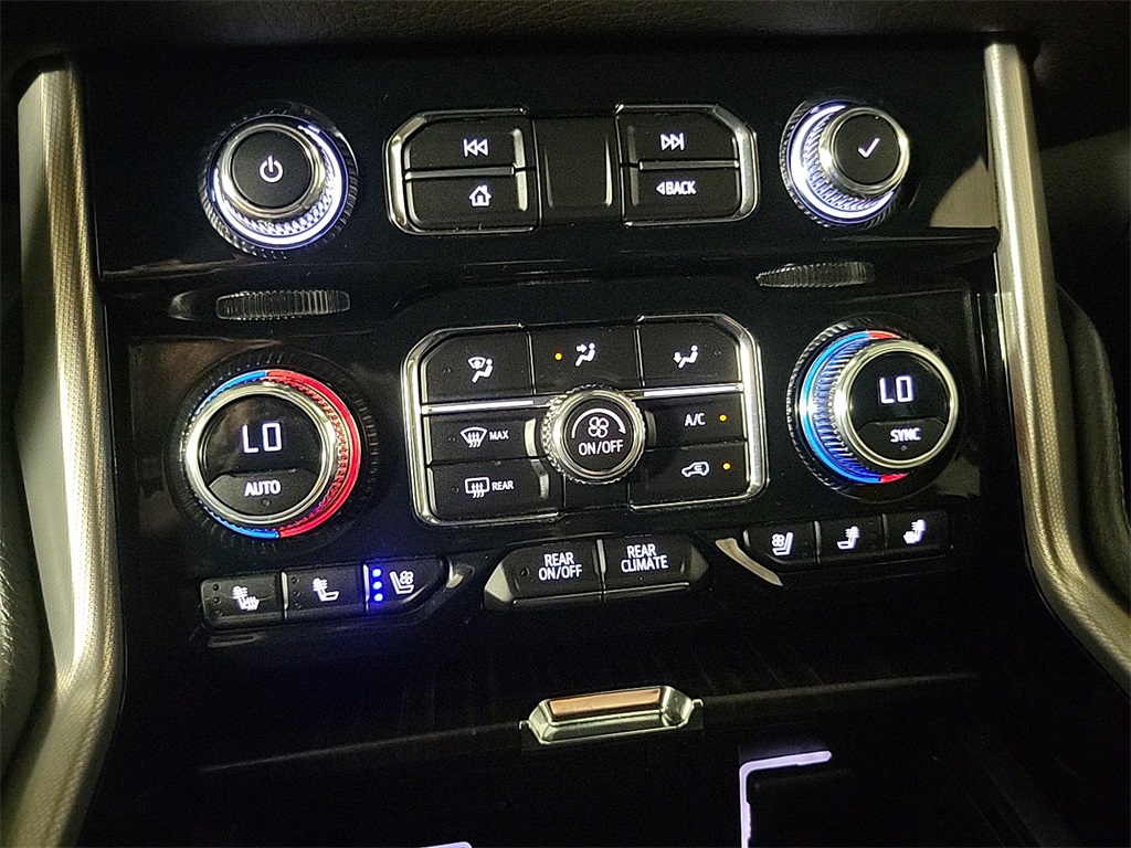 2023 GMC YUKON - Image 20