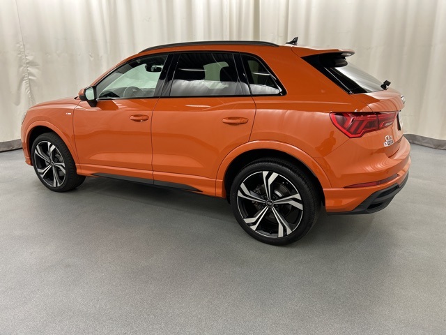 2023 Audi Q3 Premium Plus S line photo 3