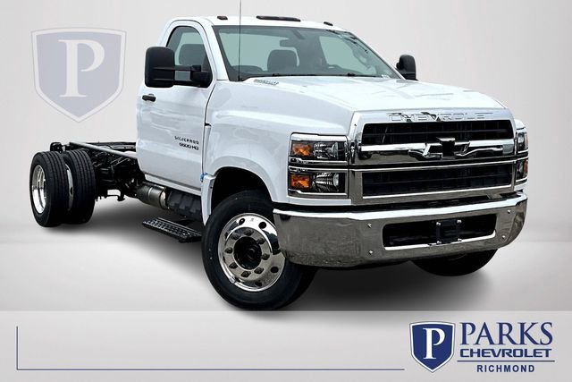 2024 Chevrolet Silverado 4500 Medium Duty Chassis Cab Work Truck's photo