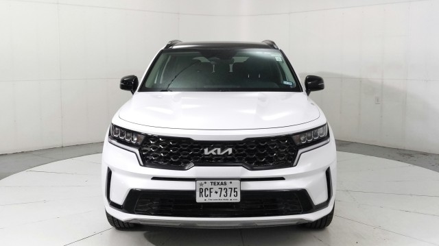 Used 2022 WHITE Kia S image 8