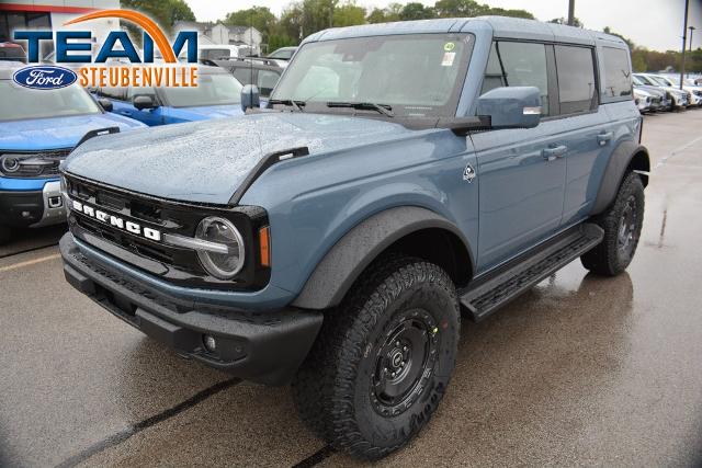 2025 Ford Bronco 4-Door Outer Banks's photo