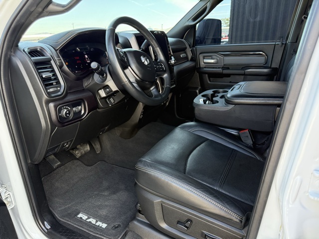 2023 Ram 2500 photo 7