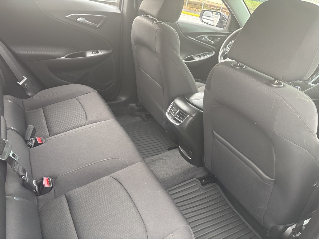 2023 Chevrolet Malibu 1LT photo 6