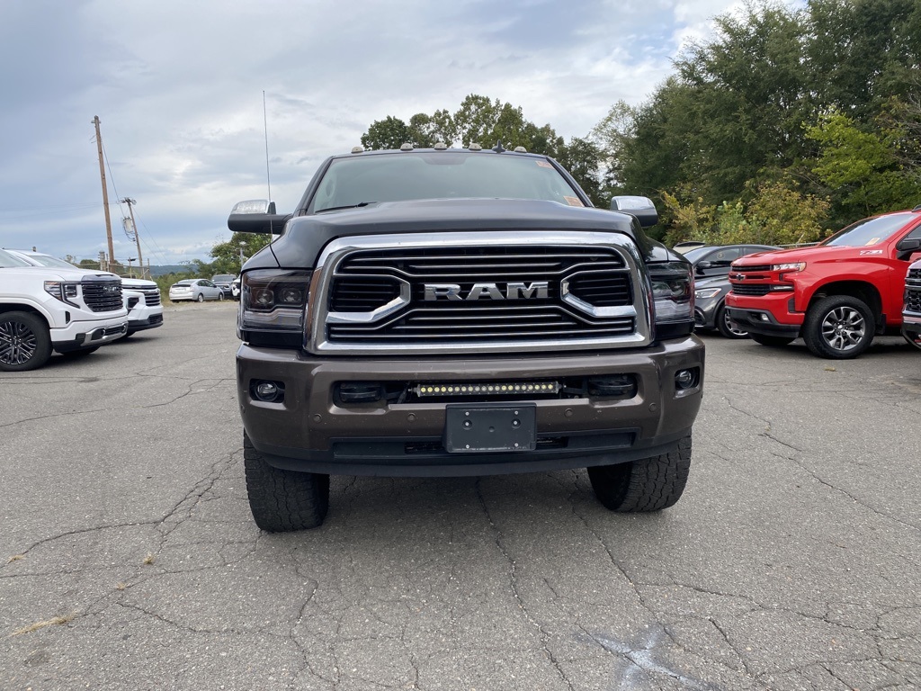 2018 Ram 3500 Laramie Longhorn photo 3