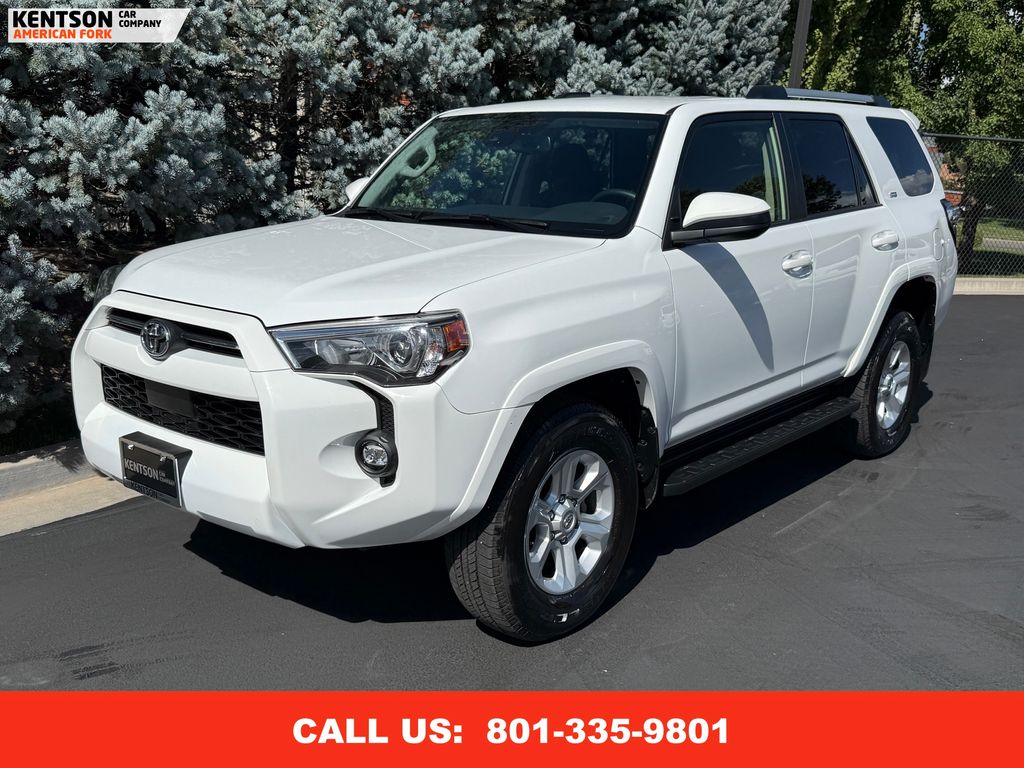 2024 Toyota 4Runner SR5 photo 3
