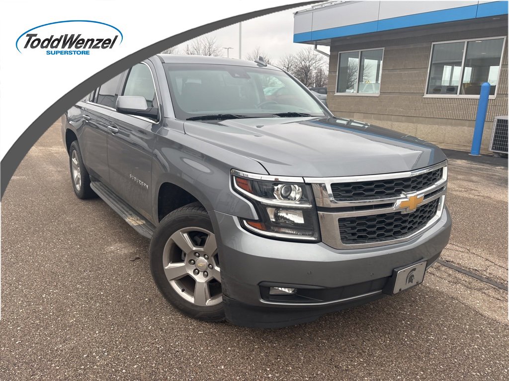 2019 Chevrolet Suburban LT's photo