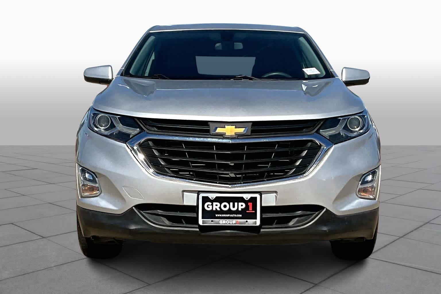 2018 Chevrolet Equinox LT photo 3