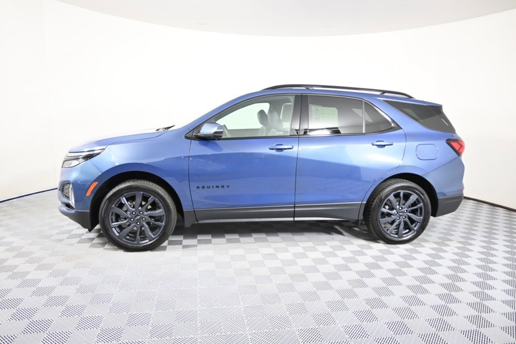 Used 2024 Chevrolet Equinox RS with VIN 3GNAXWEG1RL136511 for sale in Forest Lake, Minnesota