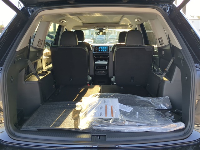 2026 Volkswagen Atlas SE Technology photo 8