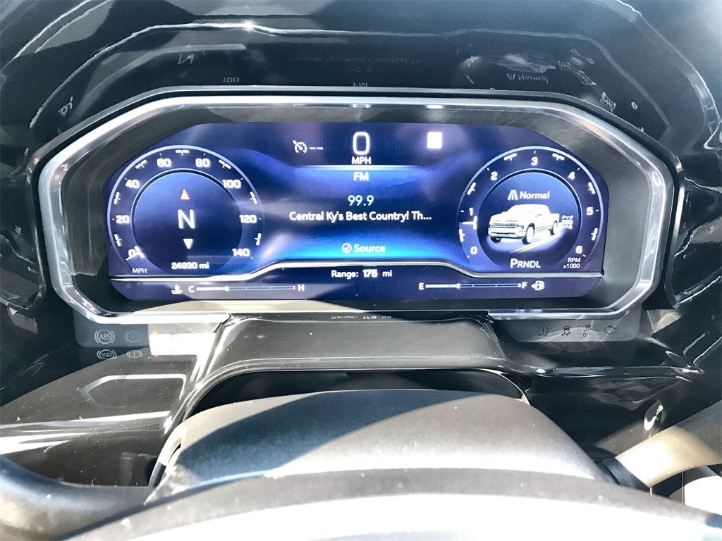 2022 Chevrolet Silverado 1500 LT photo 15