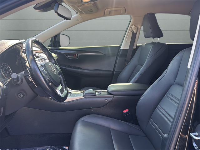 2020 Lexus NX 300 photo 10