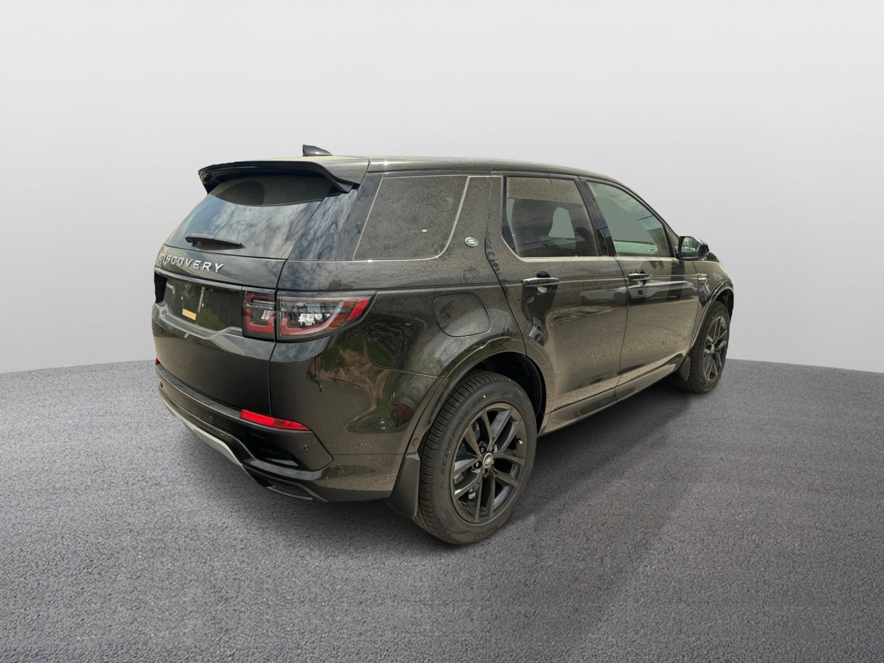 2025 Land Rover Discovery Sport S photo 5