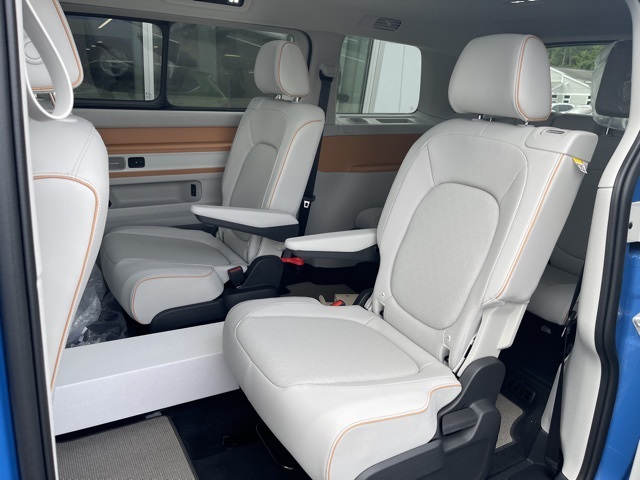 2025 Volkswagen ID. Buzz photo 13