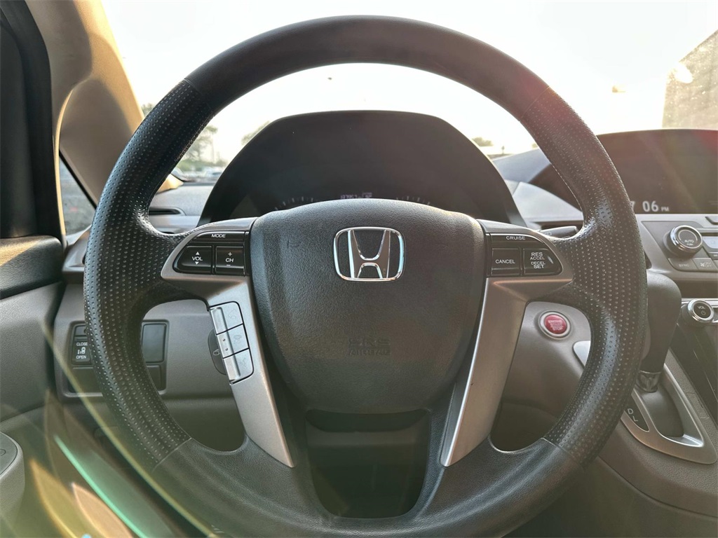 2016 Honda Odyssey SE photo 16