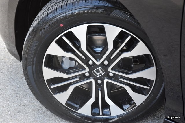 2026 Honda Odyssey Elite photo 4