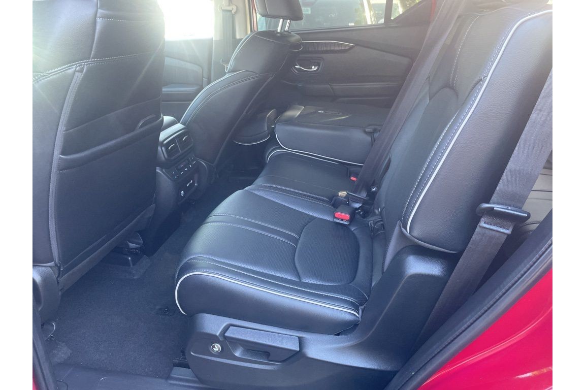 2023 Honda Pilot Elite photo 3