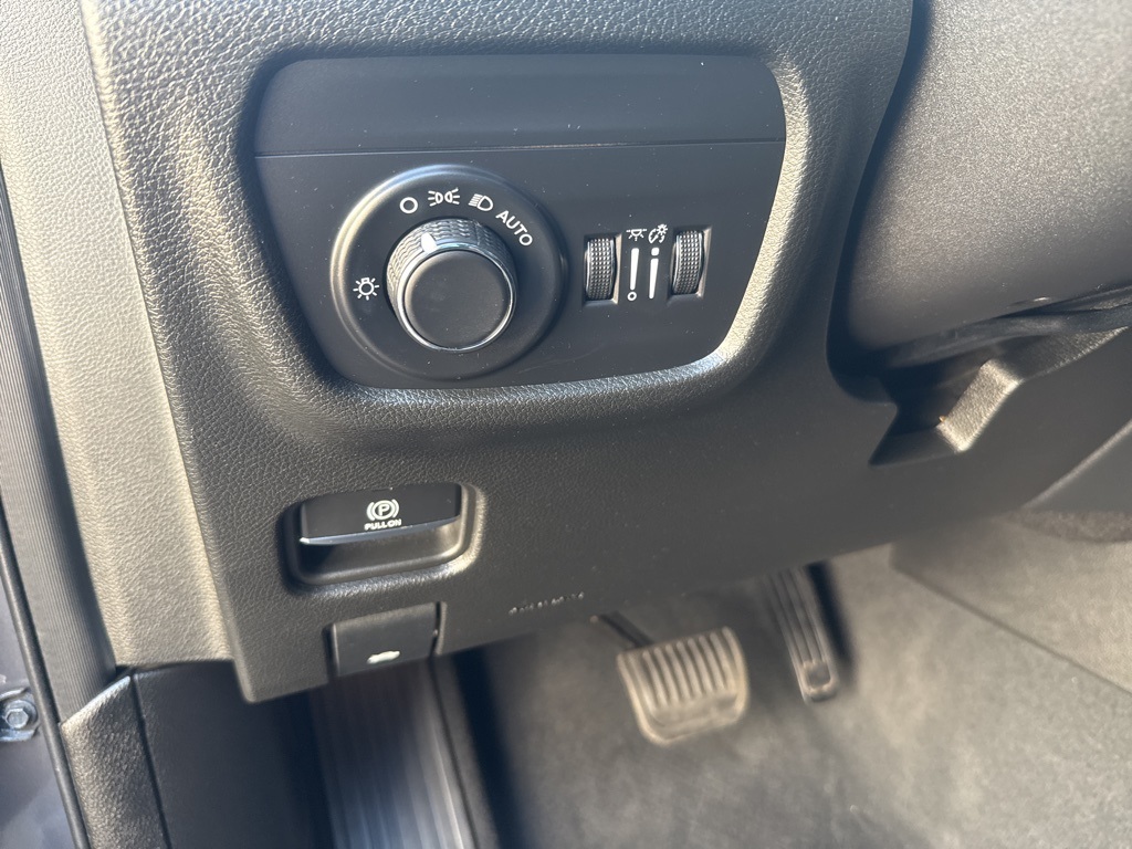 2024 Jeep Grand Cherokee Altitude photo 32