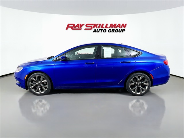 2015 Chrysler 200 S photo 4